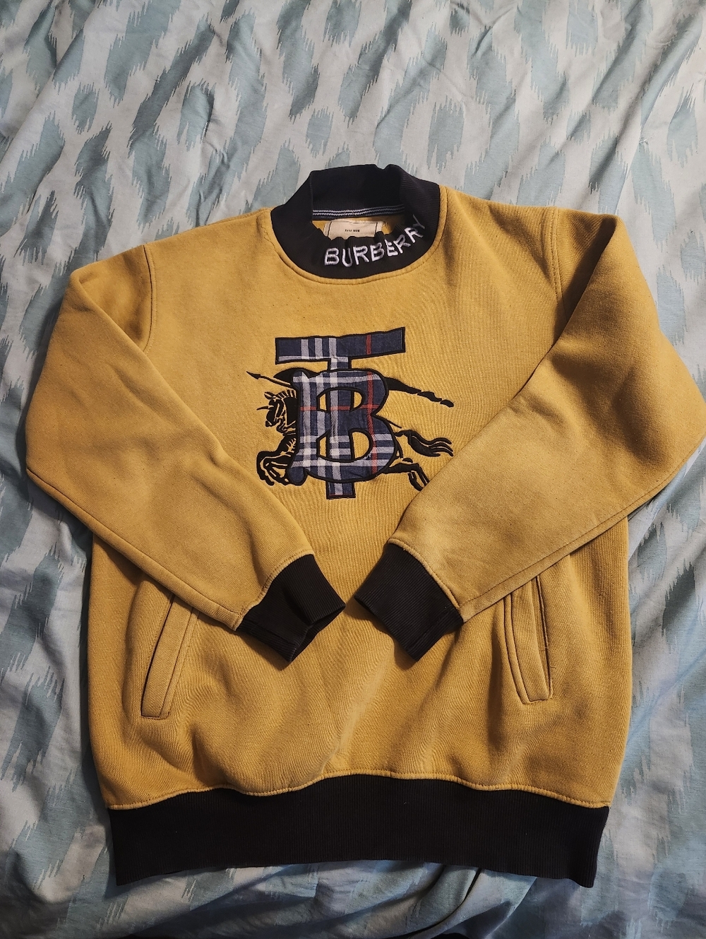 Rare Burberry Mustard Yellow Crewneck Sweatshirt  Men's Size Large